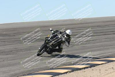 media/Oct-13-2025-Moto Forza (Mon) [[a66d839500]]/4-C Group/Session 2 (Bowl)/